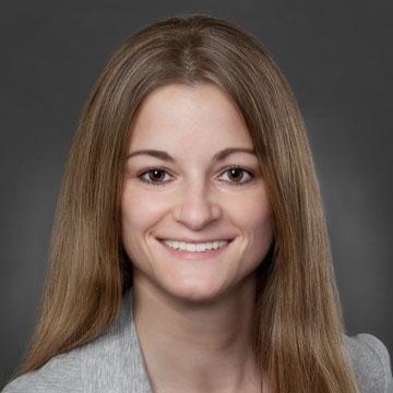 Elena Mund ’10