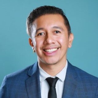 Kevin Medina, M.S.W. ʼ16, M.P.P. ʼ16