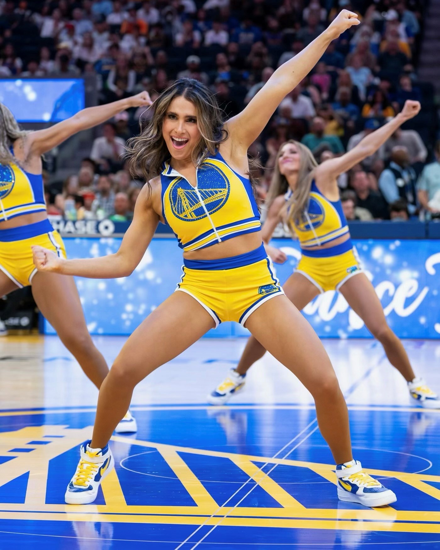Leah Roga '23 - with Golden State Warriors Dance Team