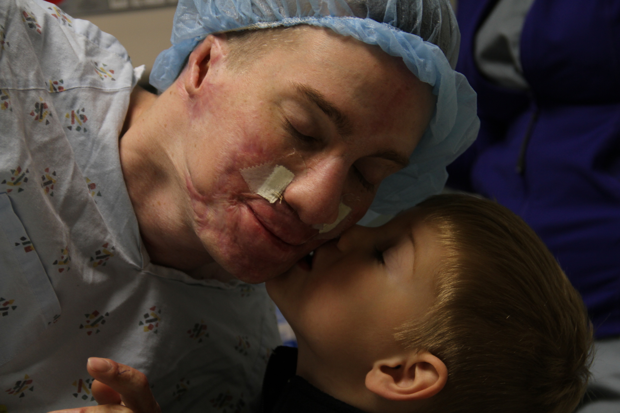 Marine Corporal Aaron Mankin with son Hunter