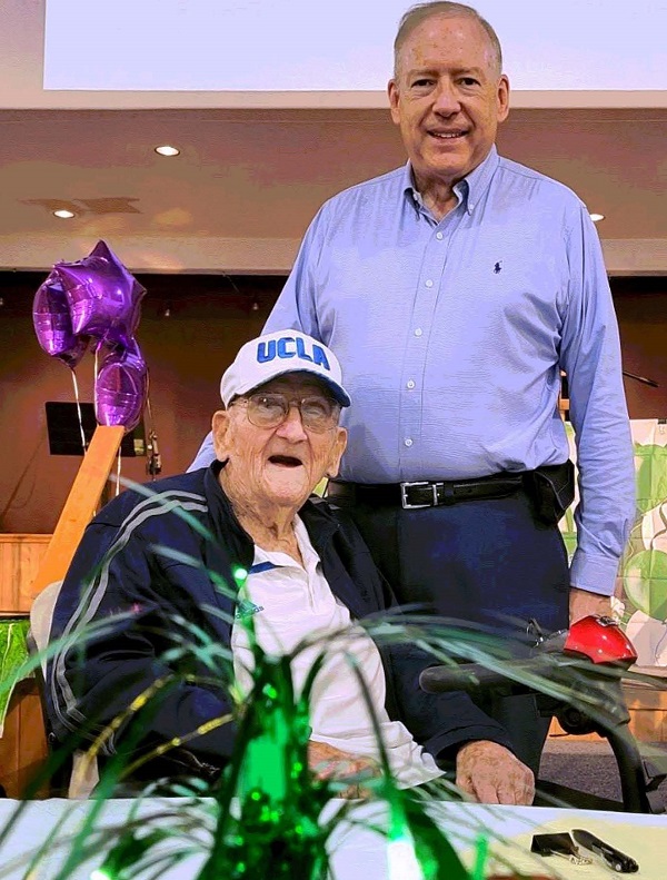 Bob Moore '53 and Glen Lewis '80