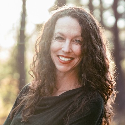 Cassidy Randall ’04