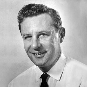 Irving Porush ’39