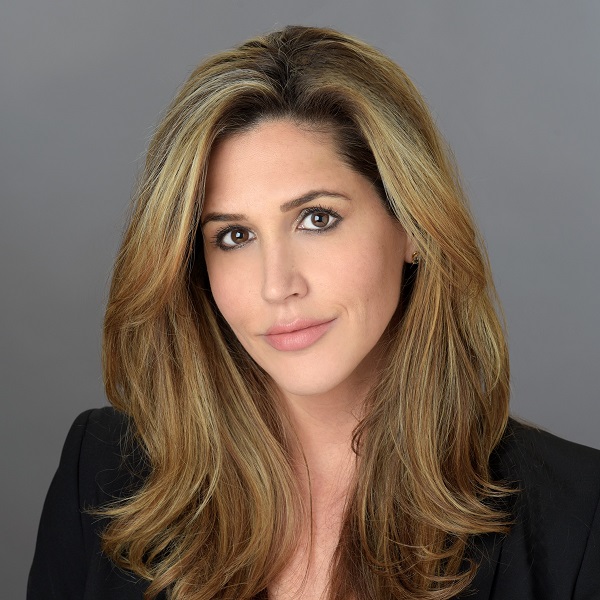 Jennifer Nassiri '96