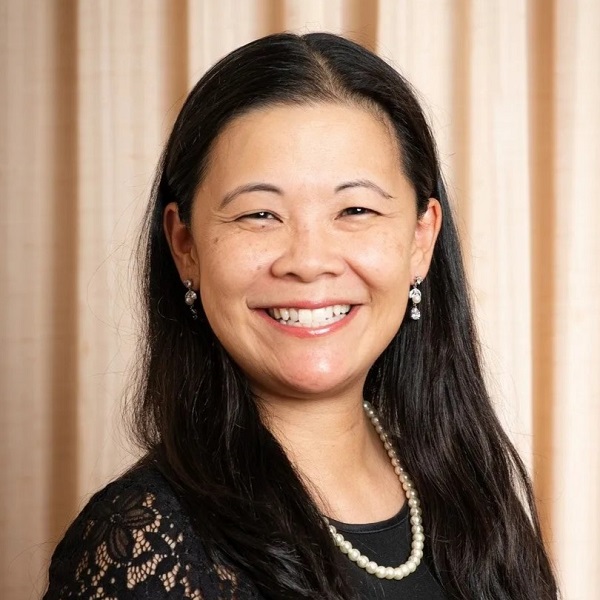 Joyce Javier ’97, M.D.