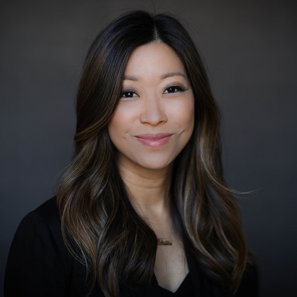 Karen Luh ’01