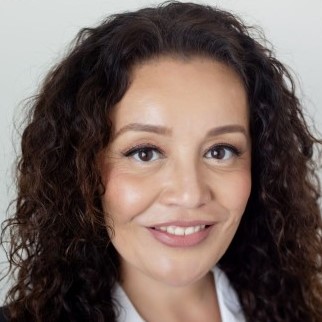 Sandra Cano '99, Ed.D. '18