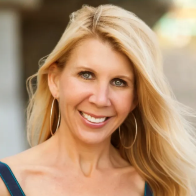Stacy Wise '92