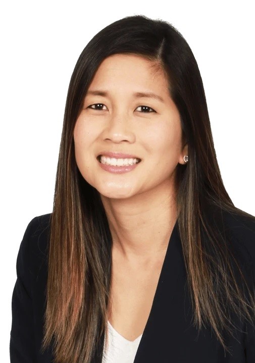 Stephanie J. Lowe '10