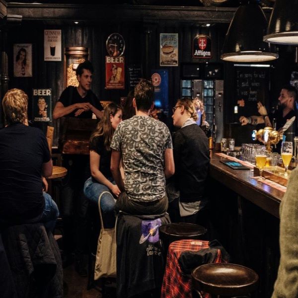 Bar Friends