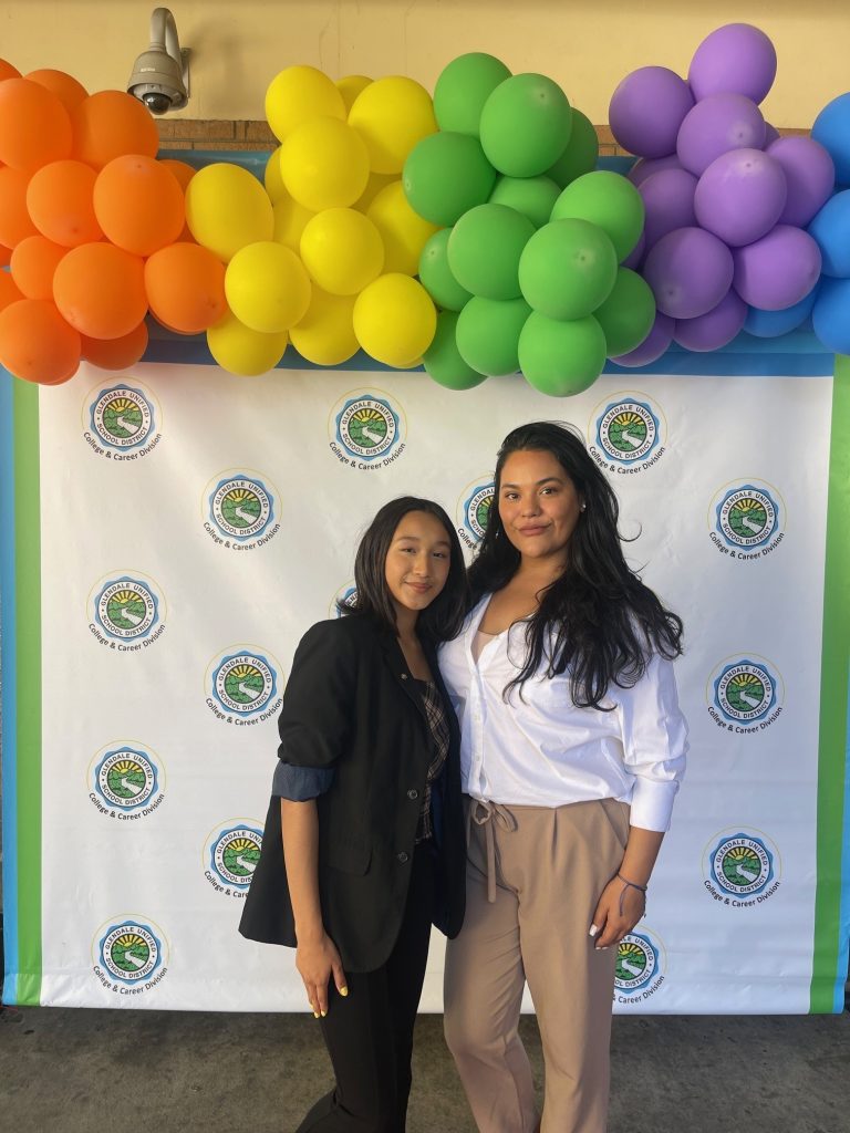 Xitlalli Cardenas (right) and student Dulce Ochoa